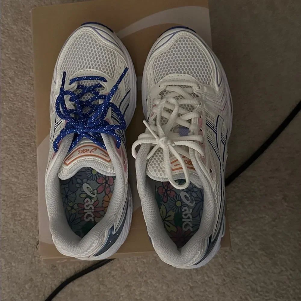 New Limited ASICS Gel Kayanos Womens 7.5